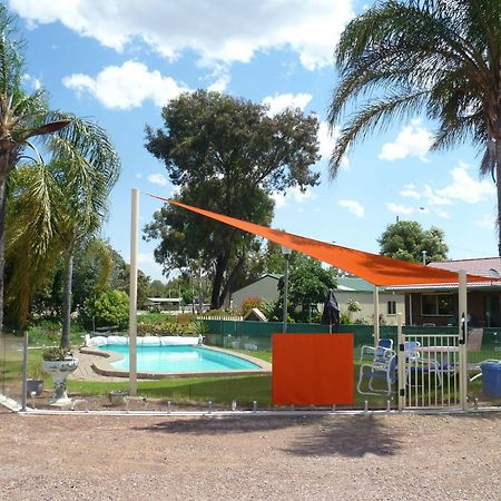 Birch Motel Tocumwal Previously Known As Kanimbla Motor Inn Exterior foto