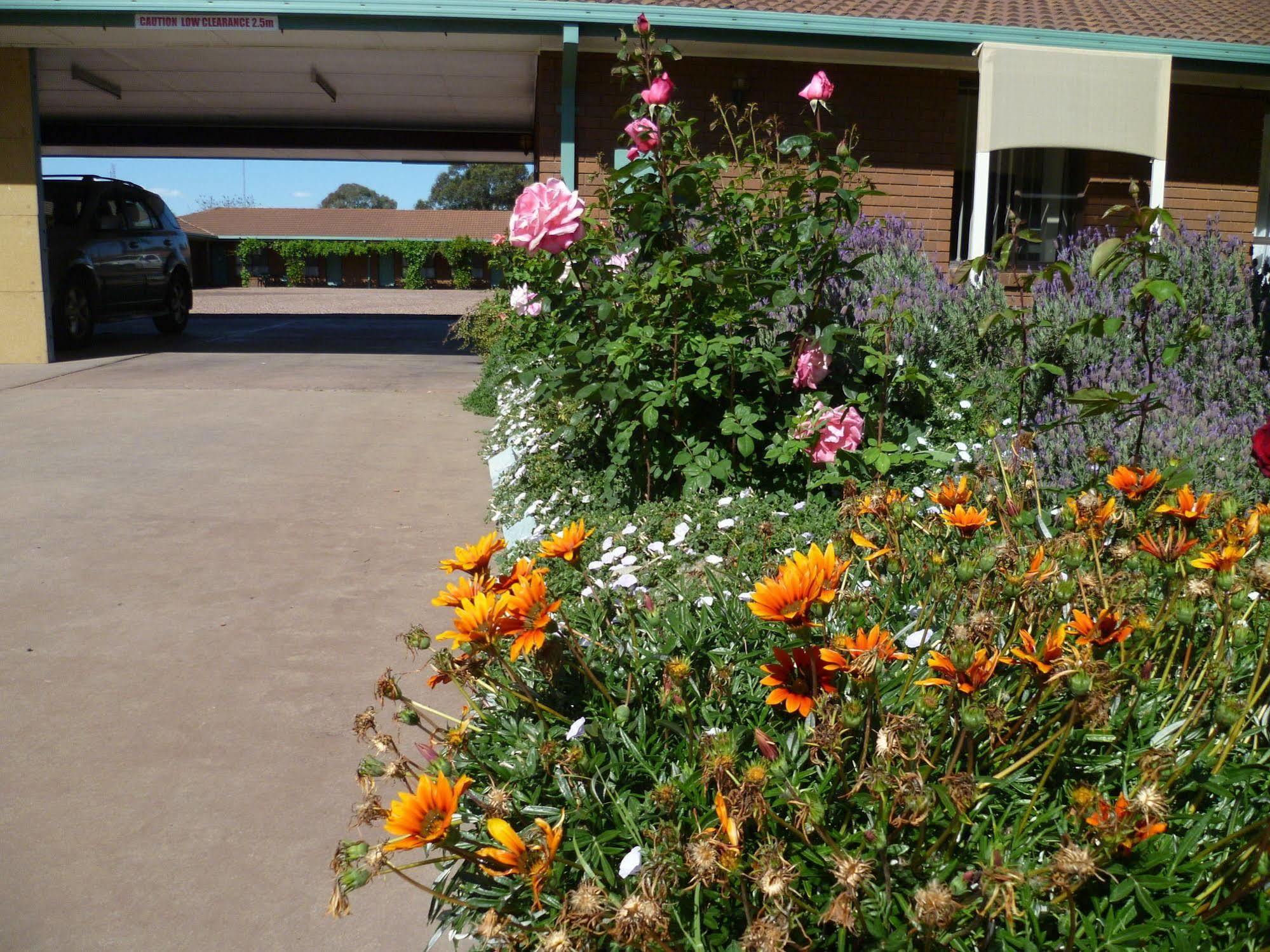 Birch Motel Tocumwal Previously Known As Kanimbla Motor Inn Exterior foto